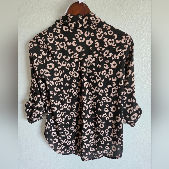 Leopard Work or Dressy Top - Picture 6 of 6